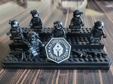 Lade das Bild in den Galerie-Viewer, NightStripes Operator