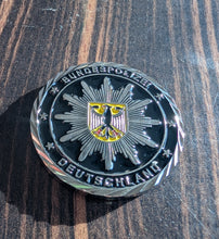 Lade das Bild in den Galerie-Viewer, BPOLI SB Coin