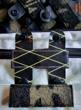 Lade das Bild in den Galerie-Viewer, NightStripes *Doppel Klett (Flausch) 7,5cm