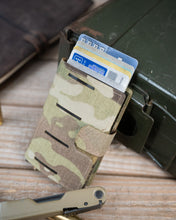 Lade das Bild in den Galerie-Viewer, Wallet Echo Delta Whisky
